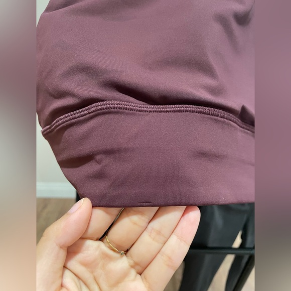 Lululemon Energy Bra Size 4 - Picture 4 of 4